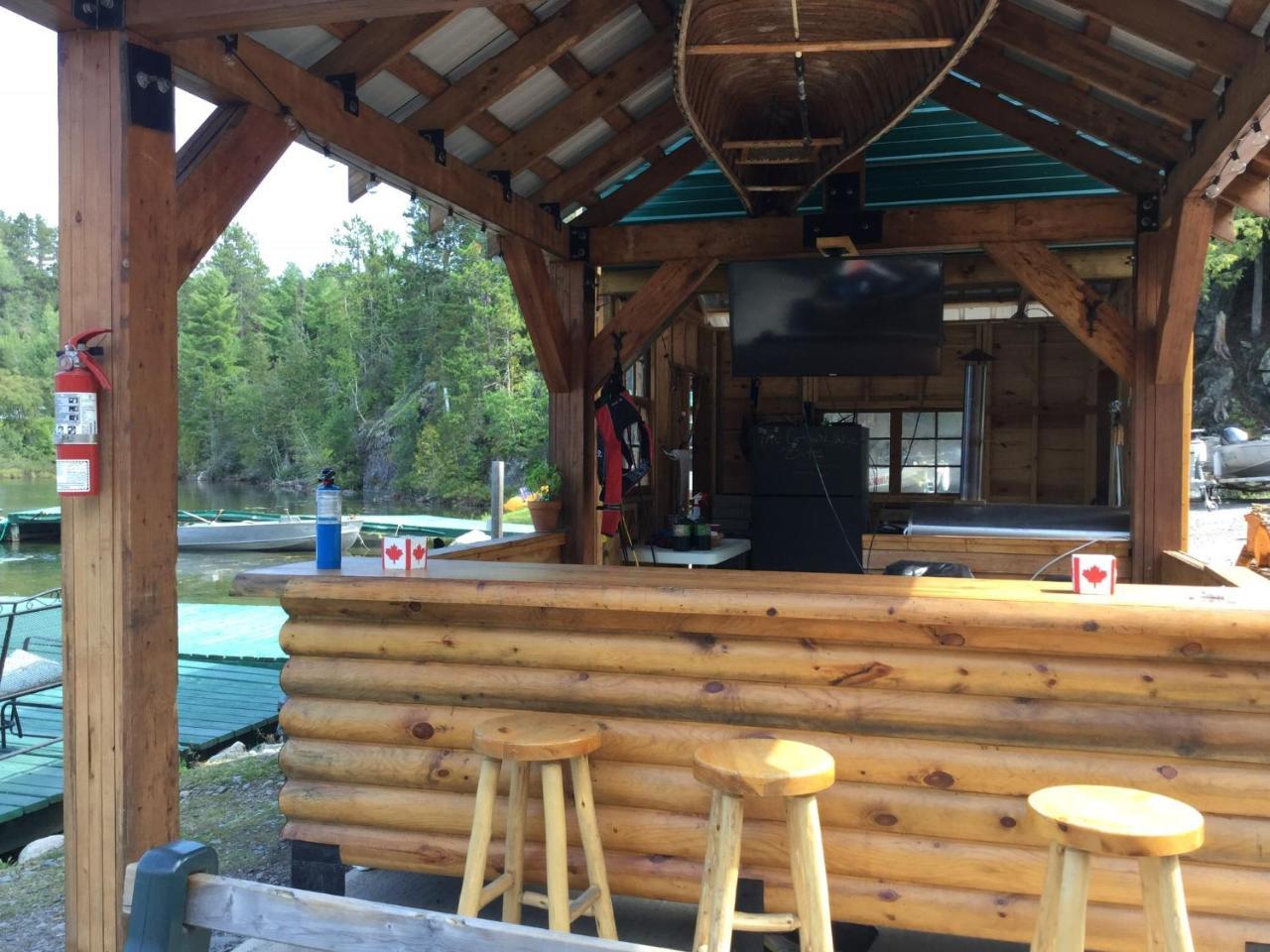 Muskie Bay Resort Nestor Falls Luaran gambar